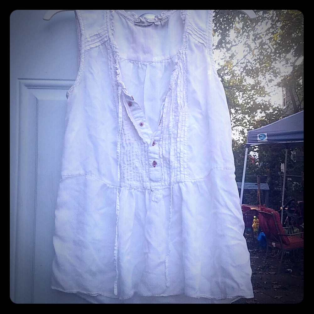 White horse top